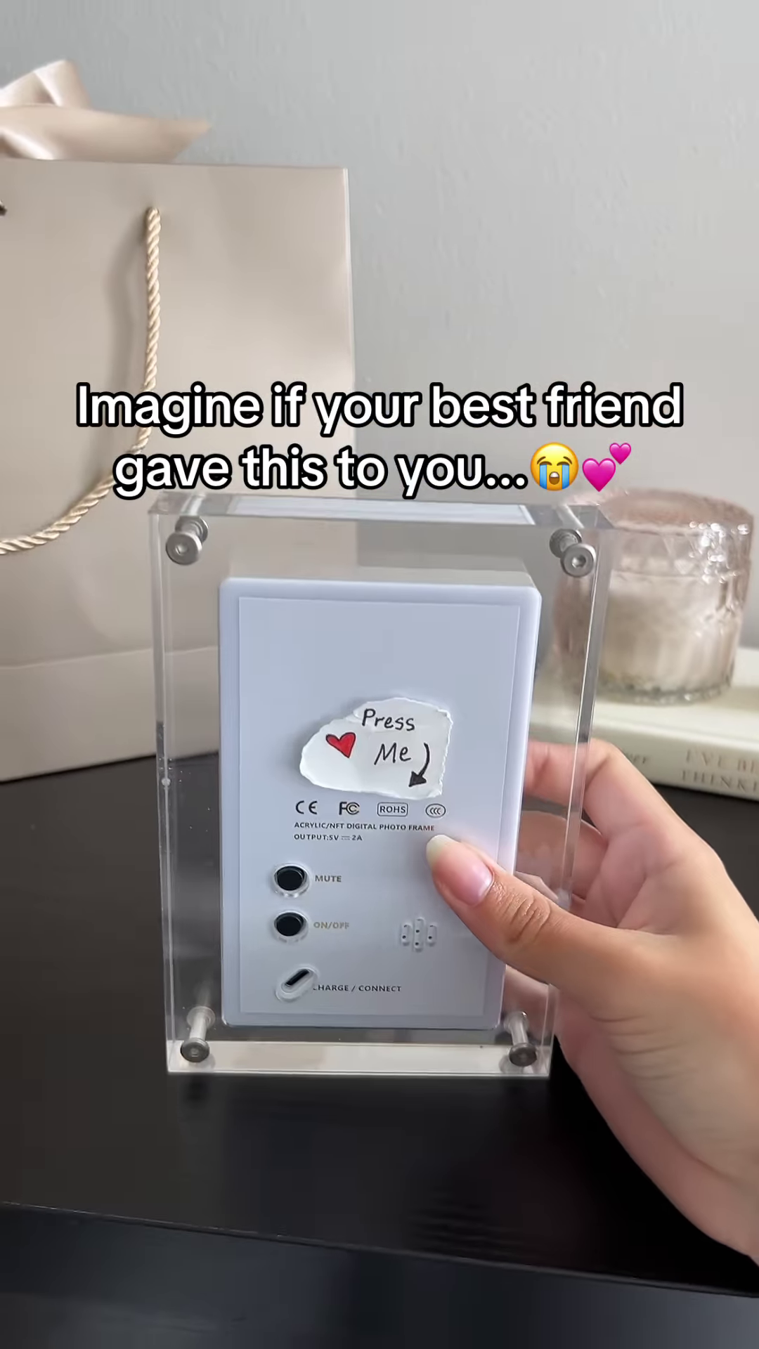 🖼️ Freeze Your Favorite Moments in Style 💞