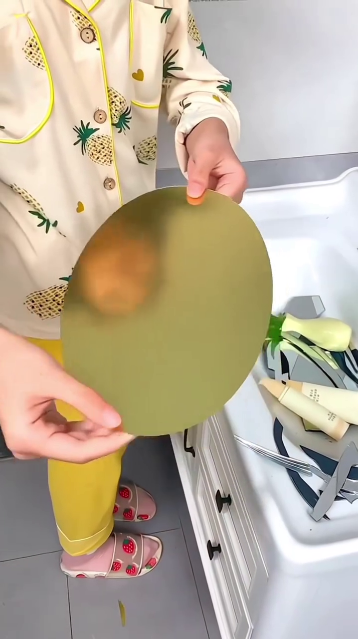 🪞 Peel & Stick Acrylic Mirror Sticker – Sleek, Safe, Stylish! ✨🏡