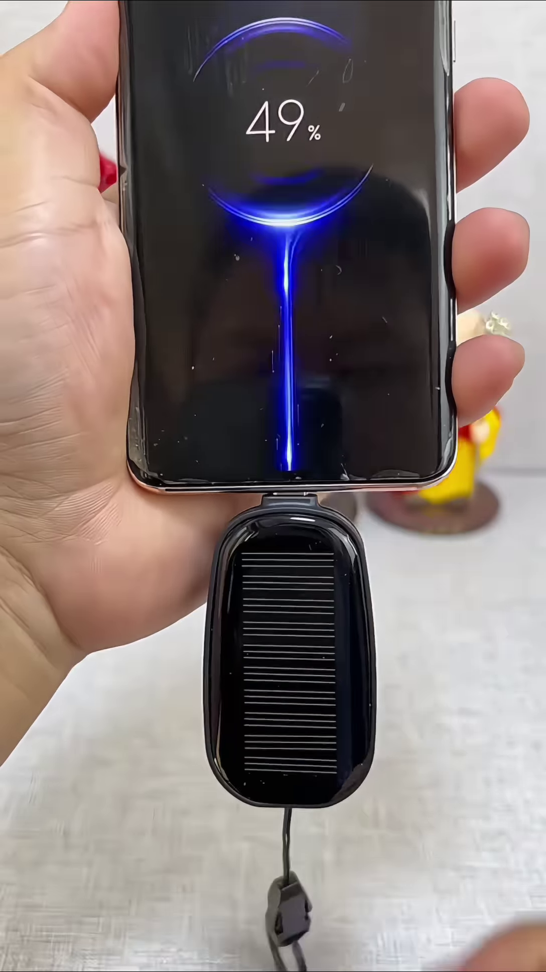 Compact Solar Powered Mobile Device Charger – Portable Energy Solution for Smartphones