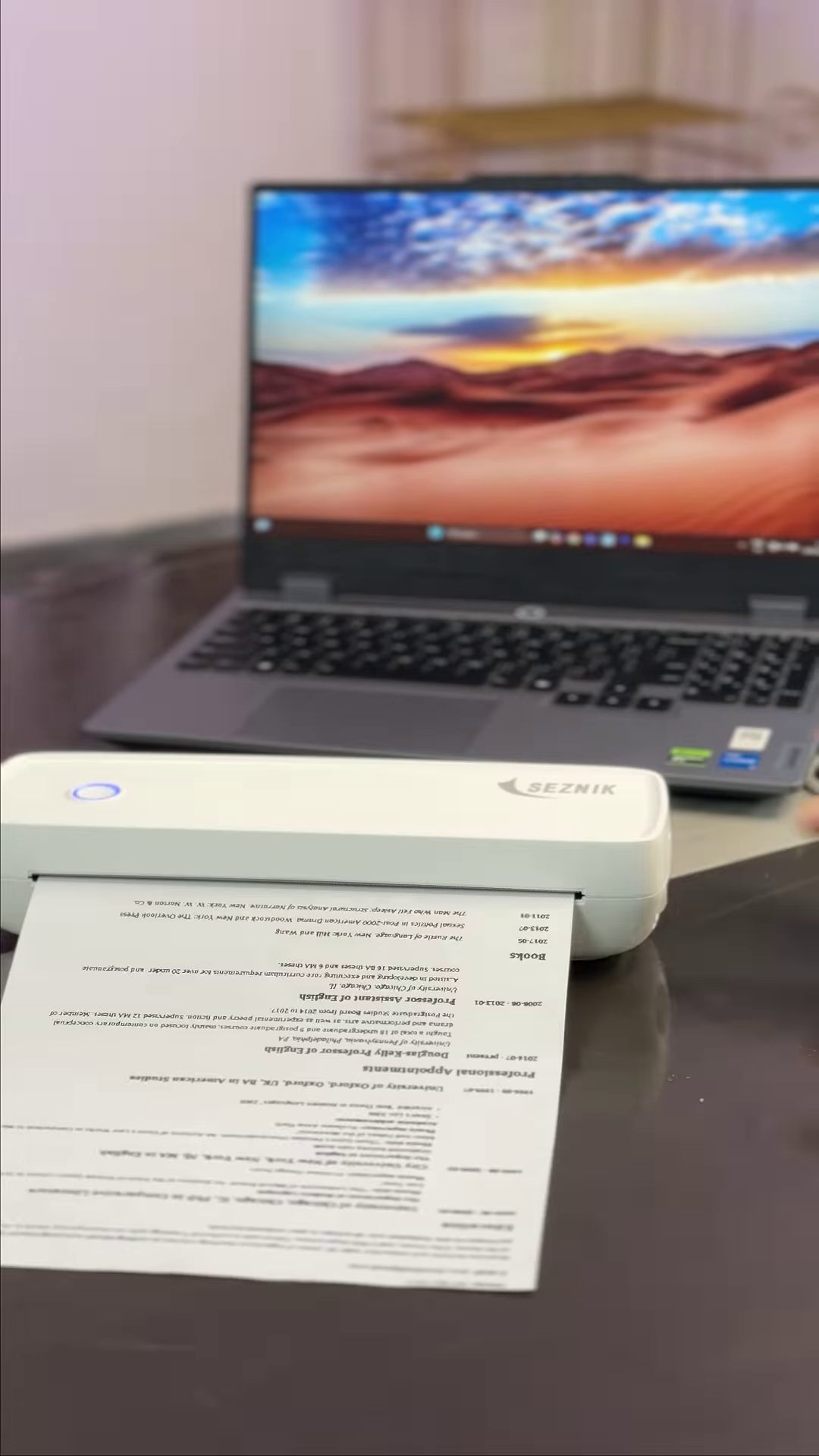 Compact Portable Wireless Thermal Printer – Mobile Printing Solution for On-the-Go Use