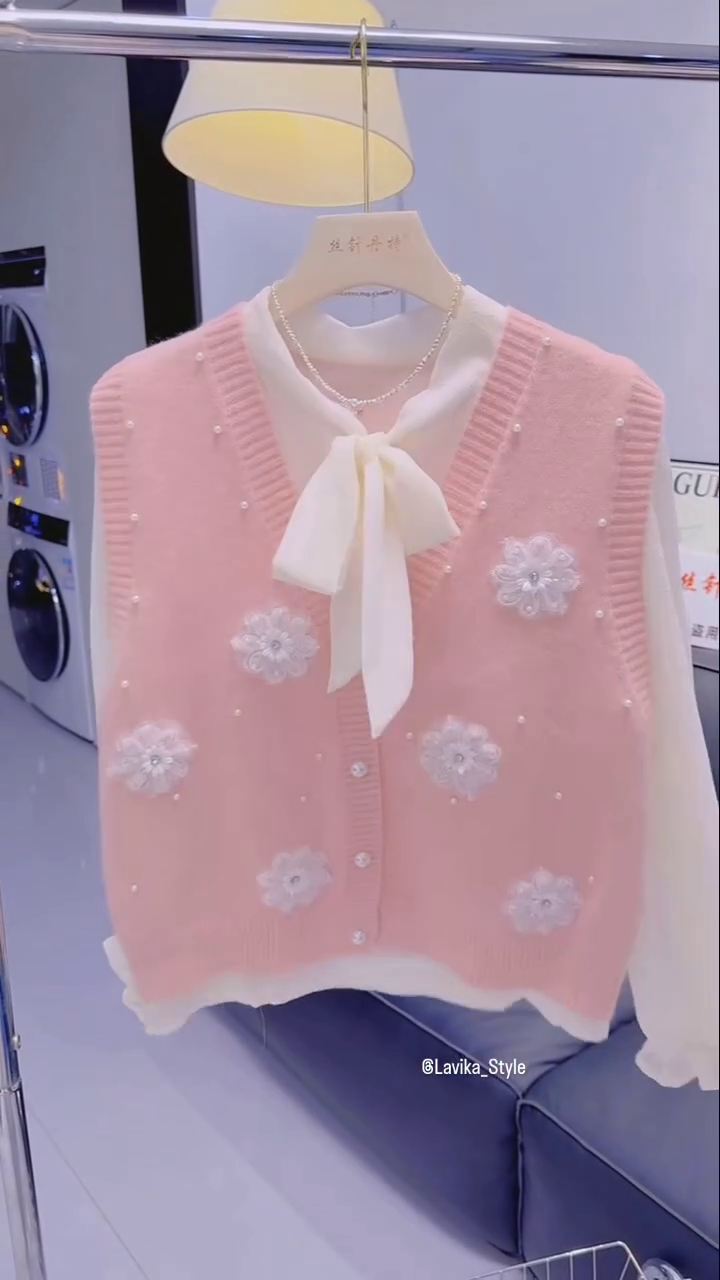 Elegant Pearl Blossom Knit Set – Soft, Classy & Gracefully Detailed