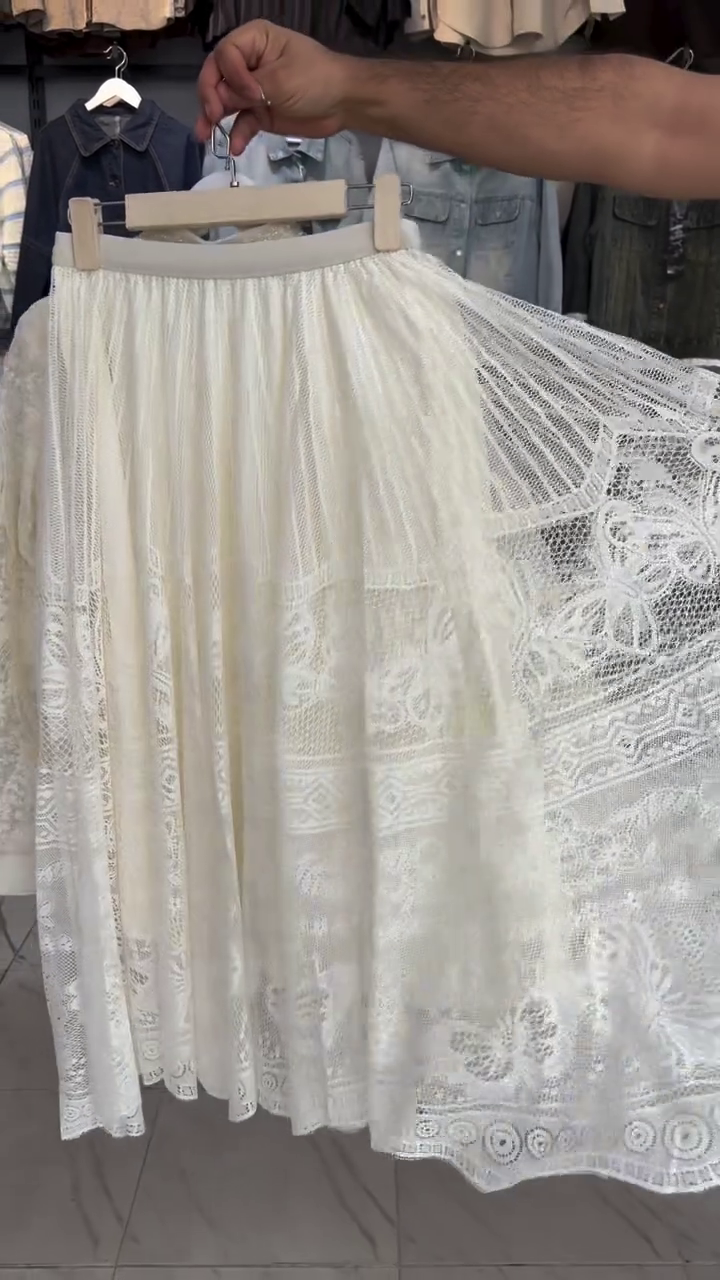 Royal Pearl Lace Elegance Co-ord – Graceful, Classy & Timelessly Feminine