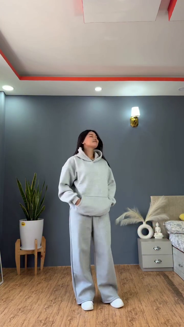 “Ultra-Soft Cozy Hoodie & Wide-Leg Jogger Set – Premium Loungewear in Multiple Designs, Colors & Sizes (XXS–XXL)”