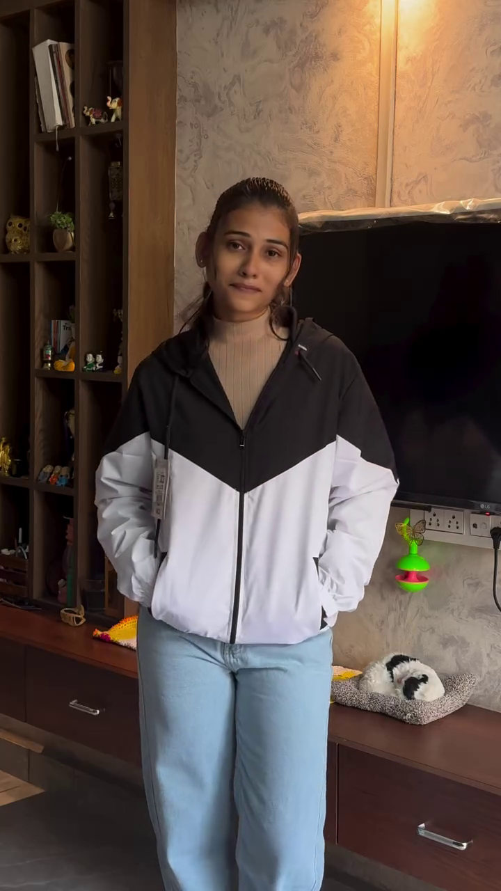 “Everyday Comfort Bomber Jacket & Ribbed Knit Top with Light-Wash Denim – Casual Chic Outfit in Multiple Colors & Sizes (XXS–XXL)”