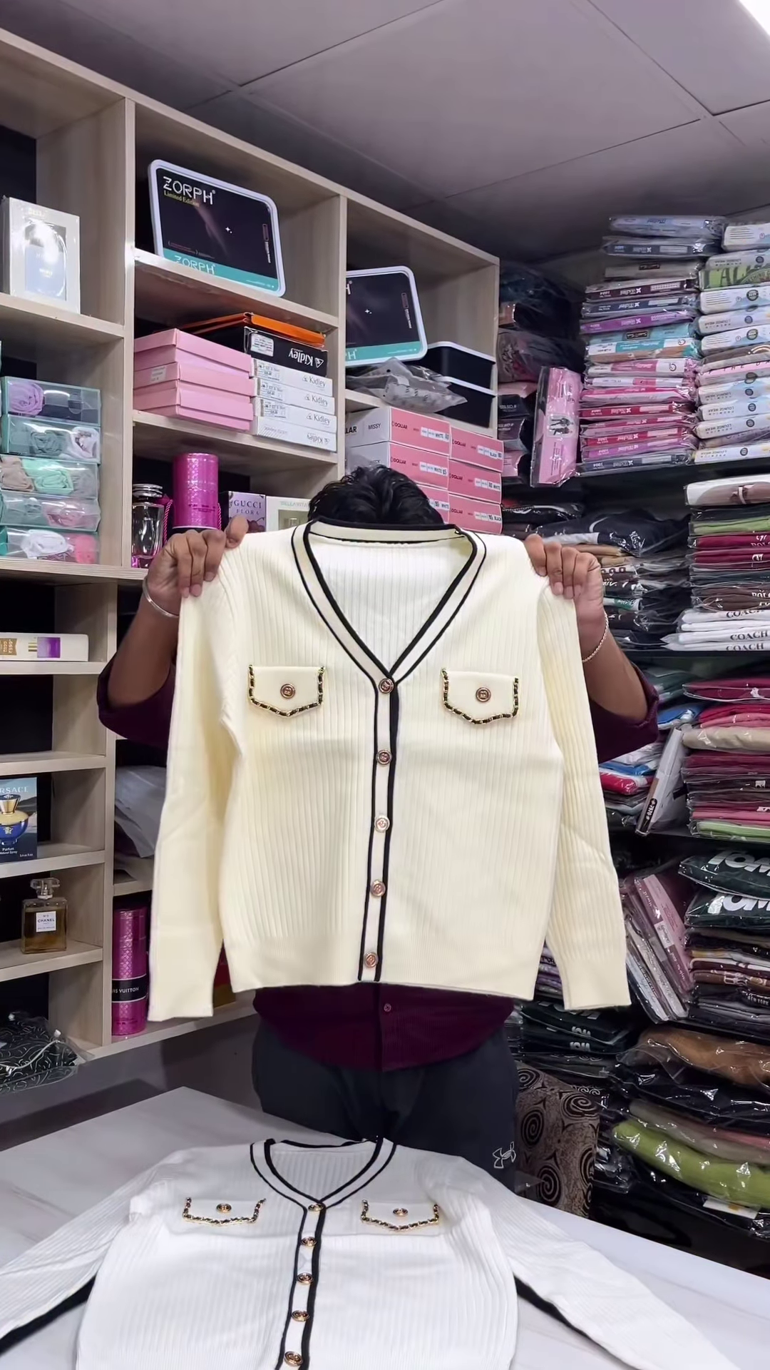 🤍 Elegant Charm Ribbed Knit Cardigan – Timeless Style with a Luxury Touch (XXS–XXL) ✨