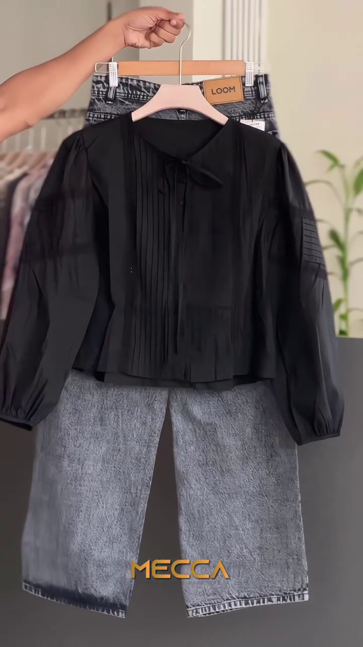 🖤 Midnight Grace Pleated Blouse & Wide-Leg Skirt Set 🖤