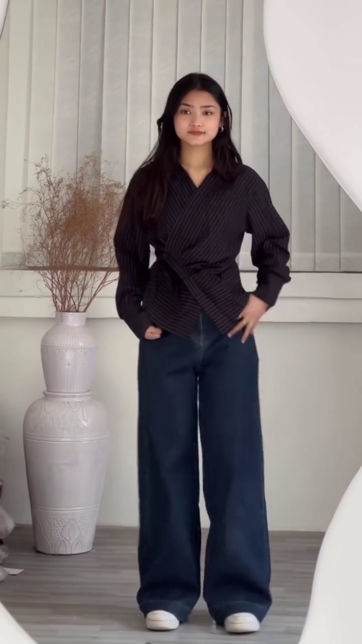 🤍 Elegant Striped Wrap Blouse – Timeless Chic Collection ✨