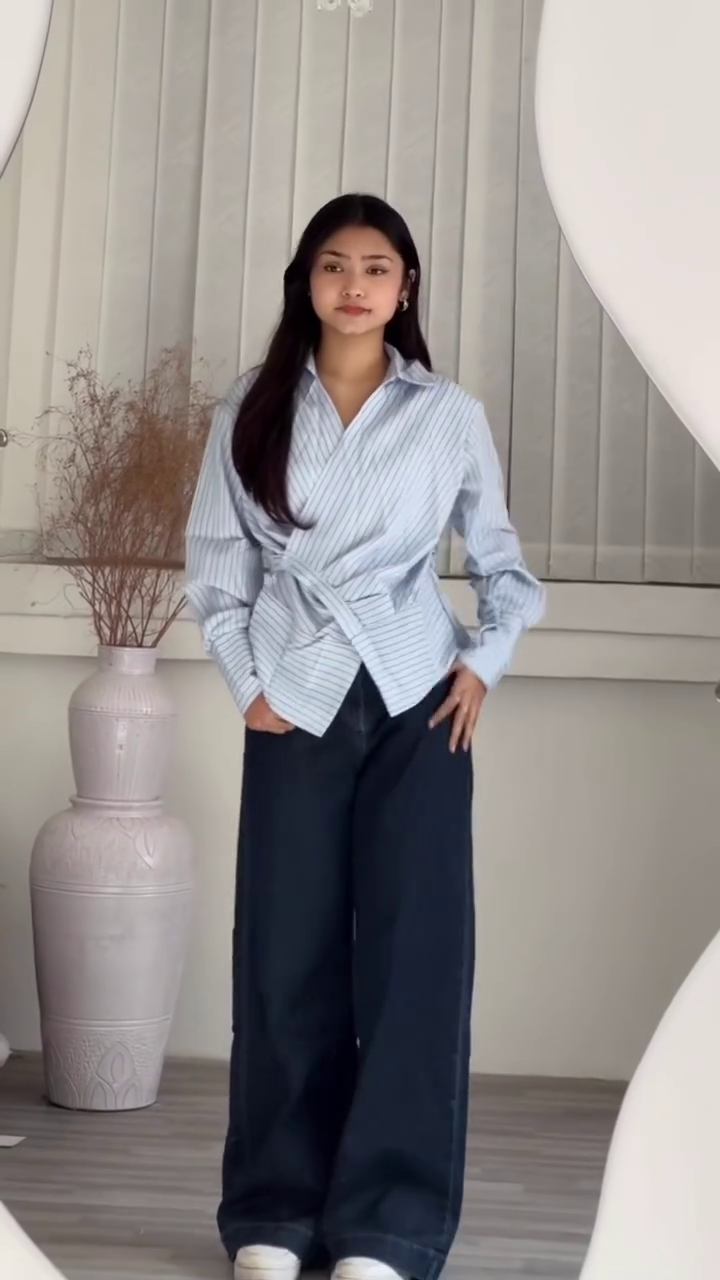 🤍 Elegant Striped Wrap Blouse – Timeless Chic Collection ✨