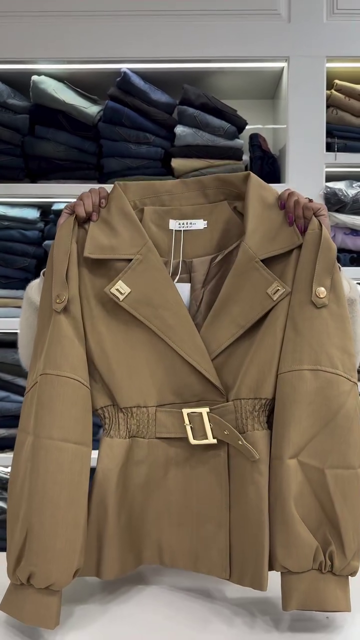 ✨ Luxe Ivory Belted Blazer Jacket – Power Elegance Redefined ✨