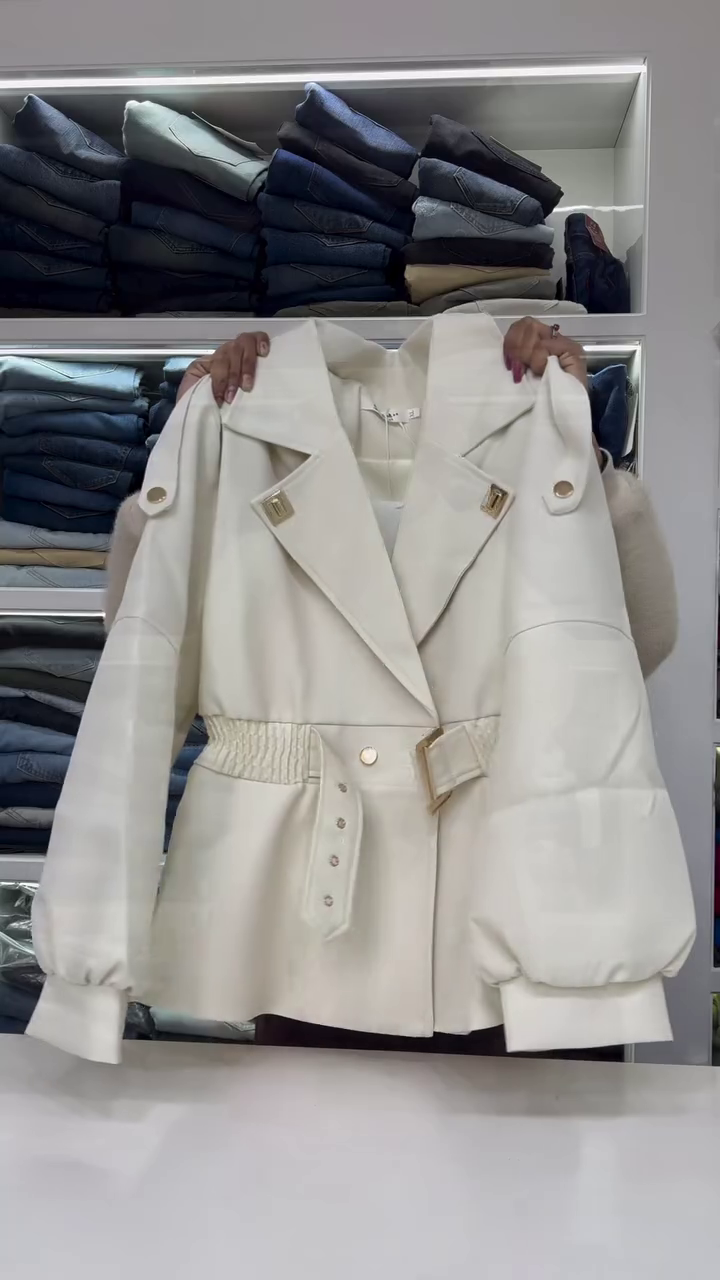 ✨ Luxe Ivory Belted Blazer Jacket – Power Elegance Redefined ✨