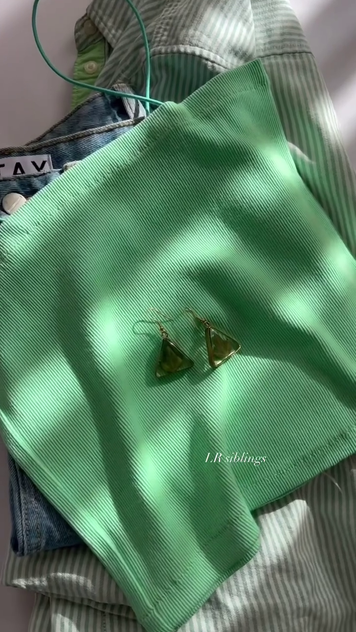 💚 Fresh Bloom Summer Layered Set – Ribbed Crop Top & Striped Shirt Collection