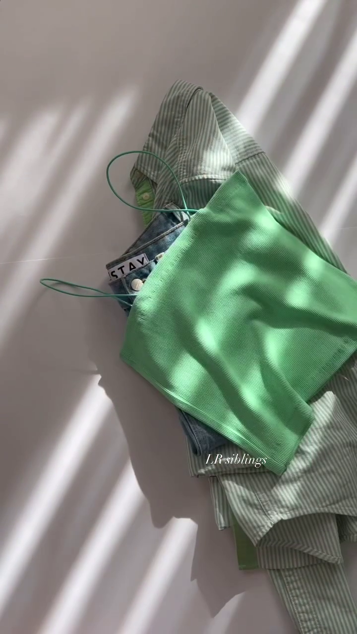 💚 Fresh Bloom Summer Layered Set – Ribbed Crop Top & Striped Shirt Collection