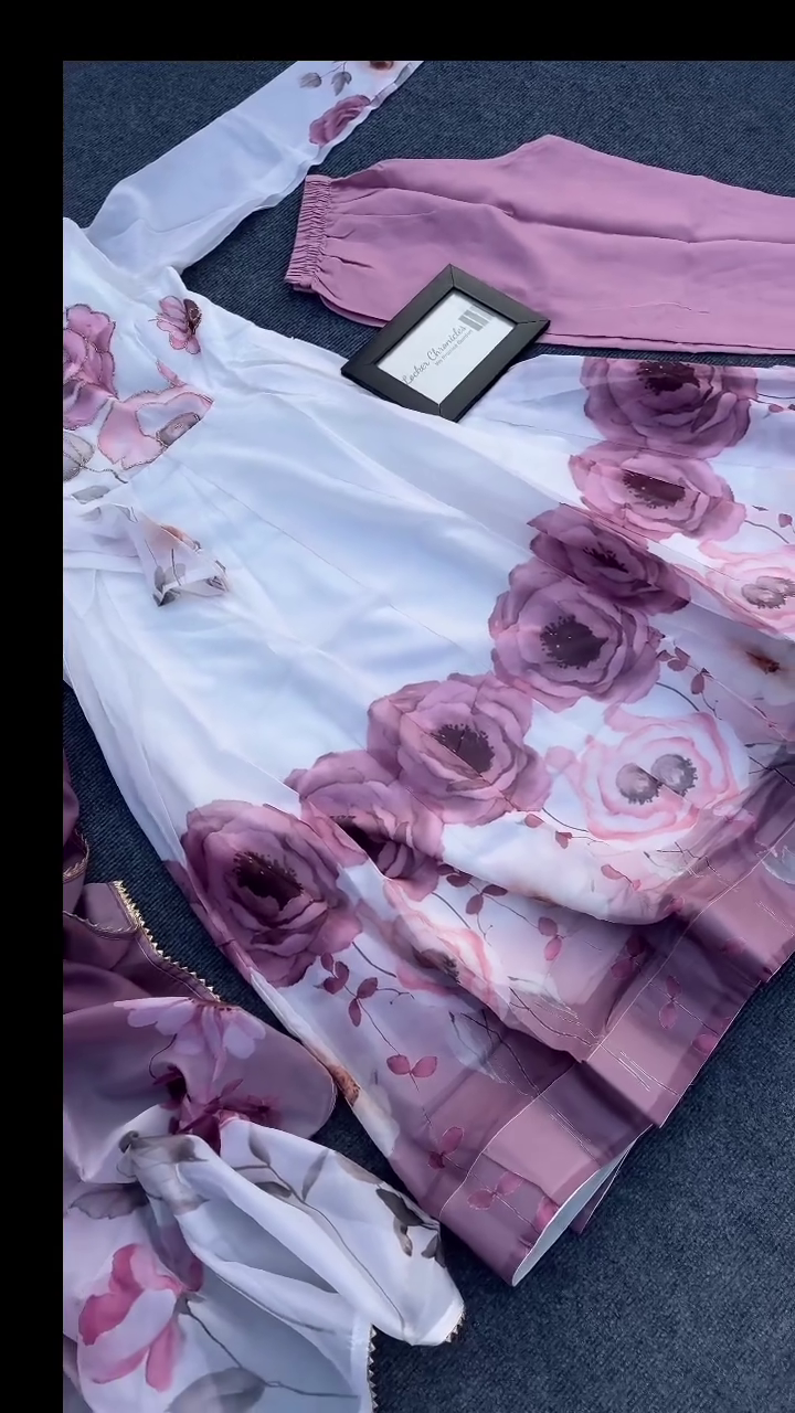 🌸 Blush Petal Dream Anarkali Set with Dupatta 🌸