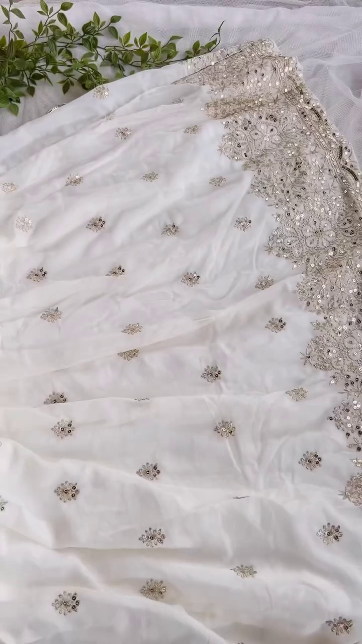 ✨ Elegant Embroidered White Ethnic Set – Timeless Grace Collection ✨