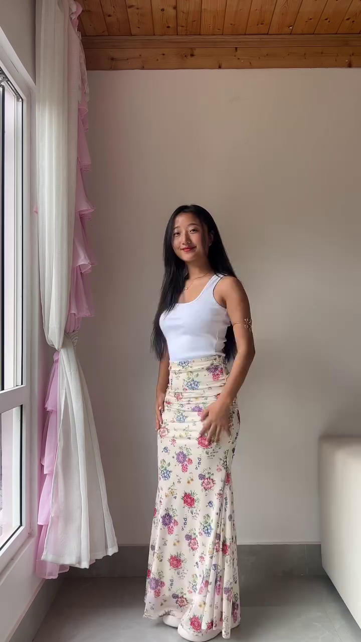 🌸 Elegant Bloom Maxi Skirt Set – Soft Chic Everyday Glam 🌸