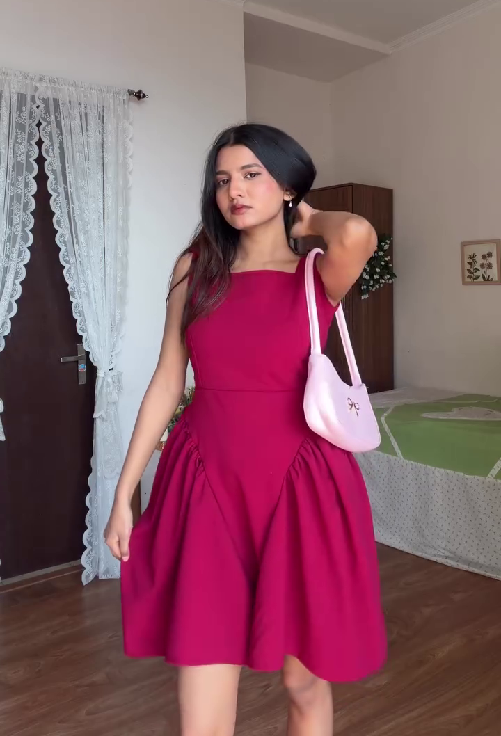 💖 Rosy Charm Fit & Flare Dress – Chic, Playful & Effortlessly Stylish 💖