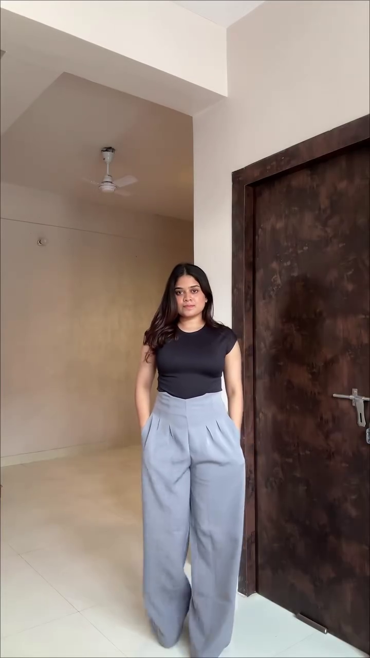 ✨ Urban Chic High-Waist Wide-Leg Trousers – Effortless Power Dressing ✨