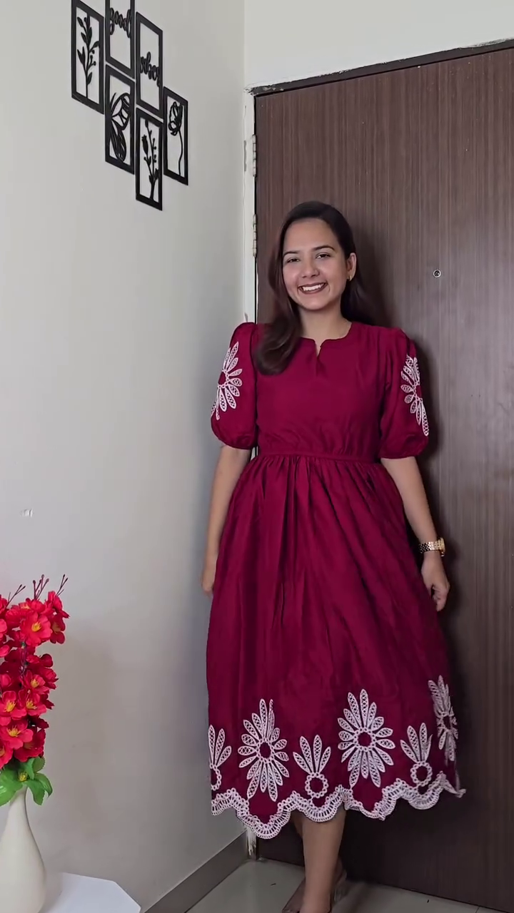 ❤️ Rustic Rose Ruffle Midi Dress – Vintage Charm with a Modern Twist ❤️
