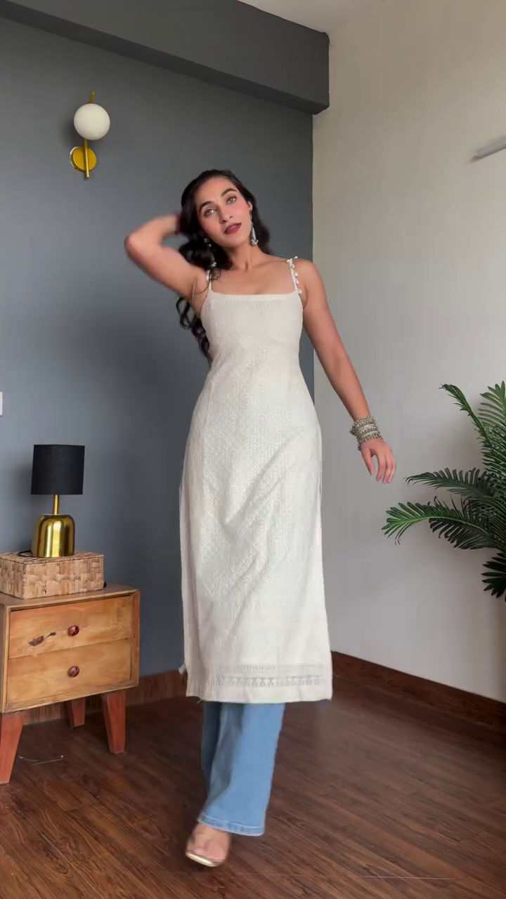 🤍 Ivory Charm Straight Kurta Dress – Minimal Elegance, Everyday Grace 🤍