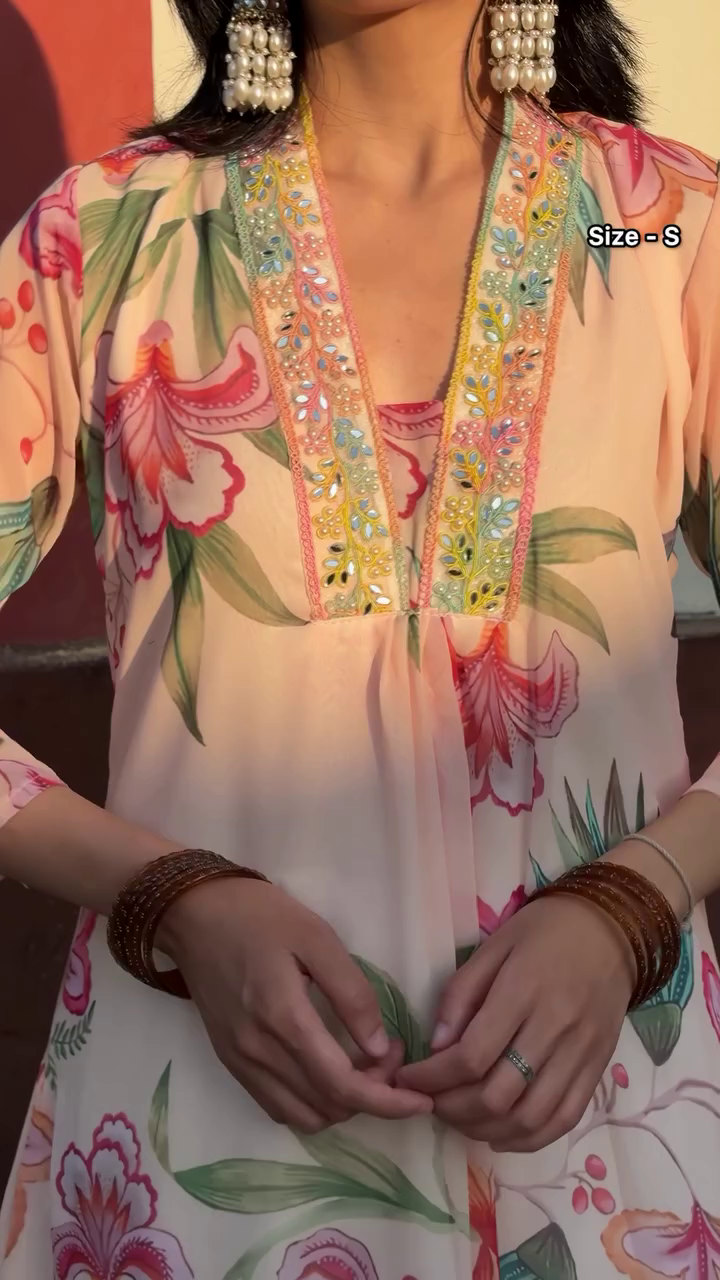 🌸 Blossom Breeze Floral Kurta Set – Soft Elegance with a Fresh Summer Vibe ✨