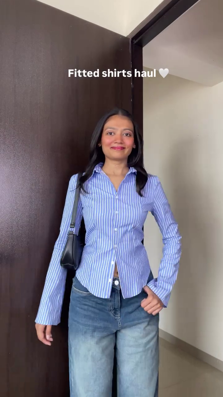 💙 Classic Blue Pinstripe Fitted Shirt – Smart Chic Everyday Essential 💙