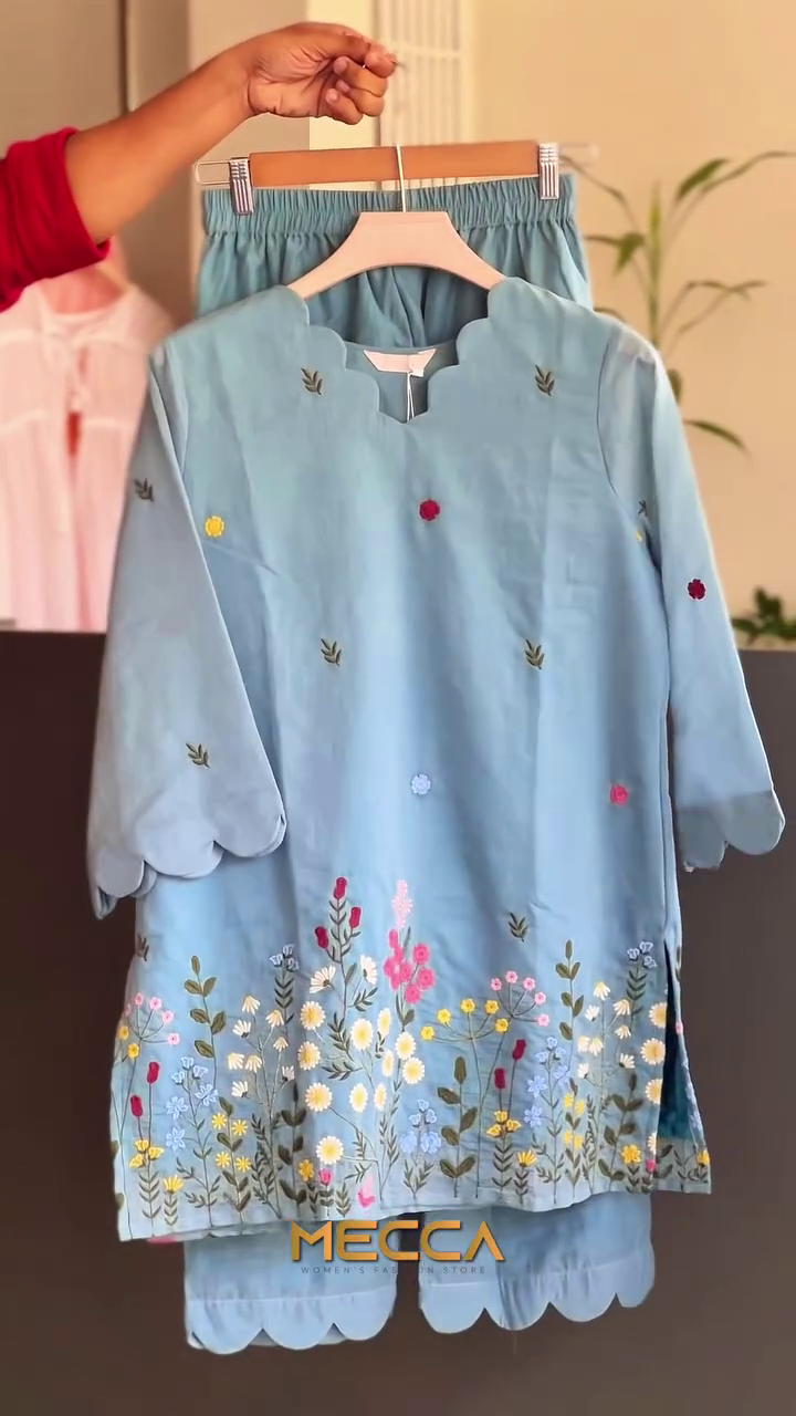 🌼 Sky Garden Embroidered Kurta Set – Fresh Florals & Everyday Elegance 🌼