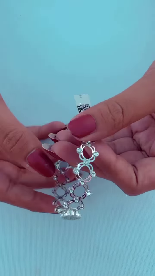 Sparkling Floral Bracelet & Ring Set – Elegant Statement Jewelry