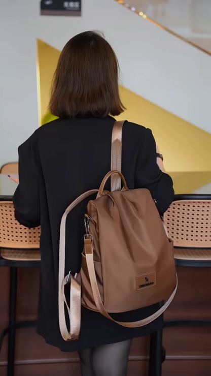 🖤 Elegant, Practical & Chic — The Ultimate Everyday Backpack 💼✨